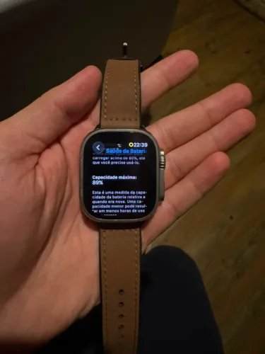 Apple watch ultra 2 titanium bem conservado com bateria em 89%