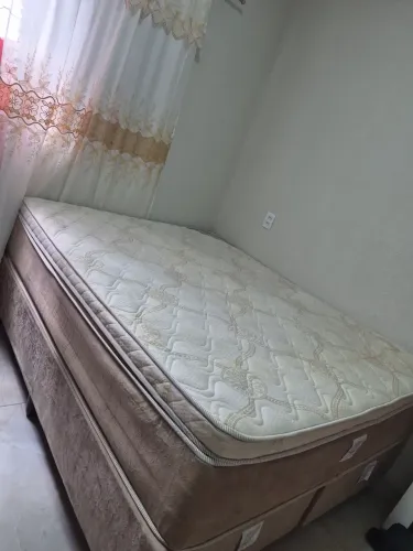 VENDO CAMA BOX USADA