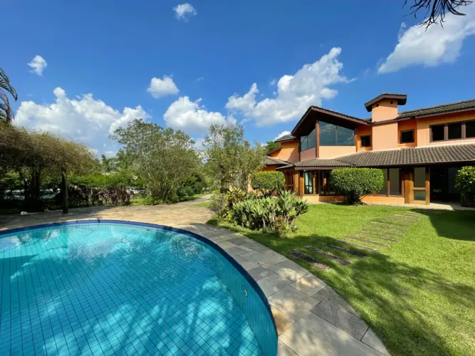 Casa Cond. Jardim Mediterrâneo na Granja Viana