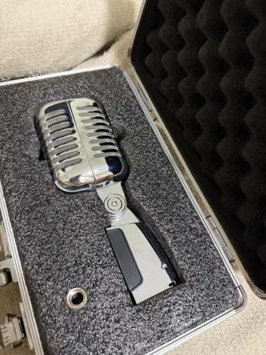 Microfone Retrô