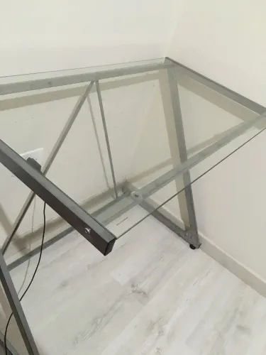 Escrivaninha/ mesa de estudo