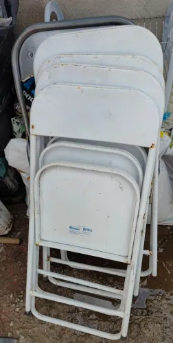 Cadeiras de ferro
