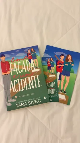 Uma tacada e um acidente - Tava Sivec (com pôster e marca página especial )