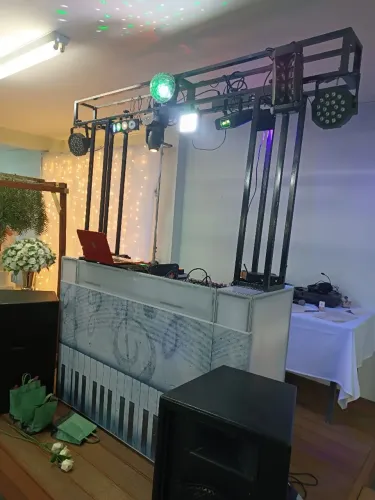 Serviço de som, DJ, luzes, cerimônial, festas: casamento, aniversário normal e 15 anos