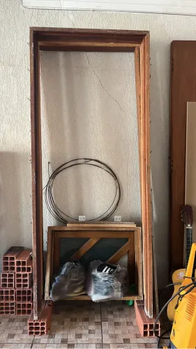 Conjunto de portas e janelas