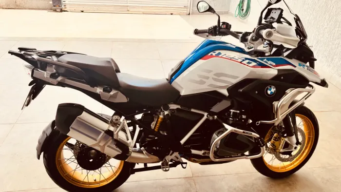 Vendo Gs 1250 ano 2020 simplesmente linda 