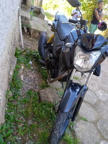 Moto fazer 150