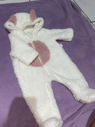 Macacão de ovelhinha