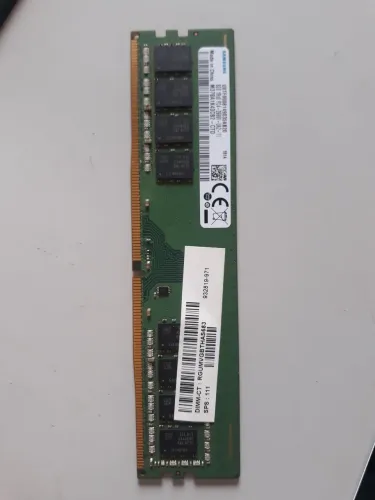 Memória Samsung 8Gb DDR4 2666MHz desktop semi nova