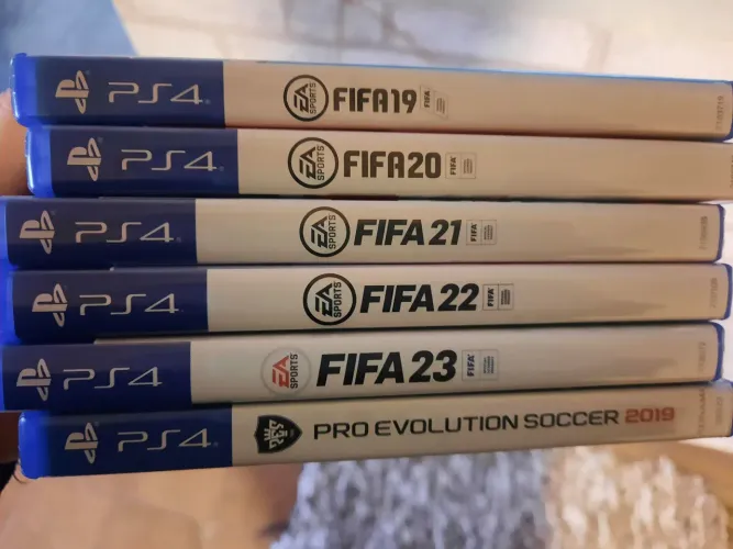 Jogos Futebol Playstation 4 - Perfeitas Condições
