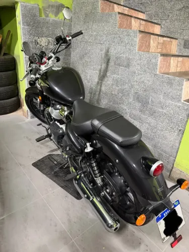 Royal Enfield Super Meteor 650