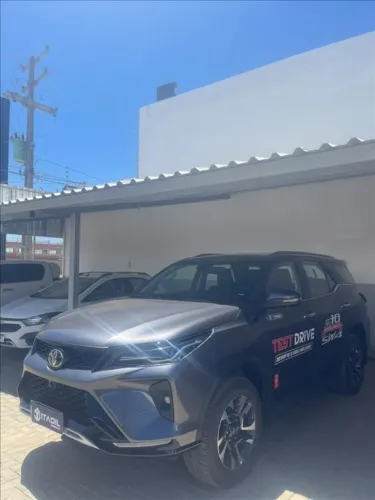 Toyota Hilux SW4 4X4 2.8 Diesel 2025