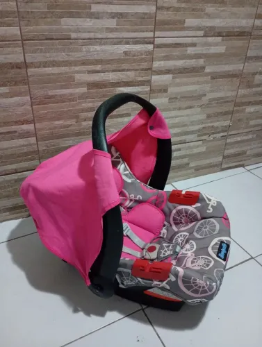 Bebê conforto Burigotto semi Novo