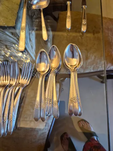 12 colheres de sobremesa de prata 