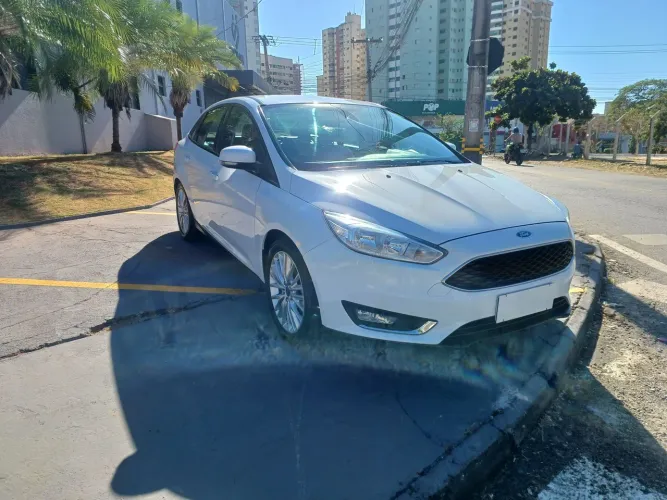 Ford Focus Sedan 2.0 16v/2.0 16V Flex 4P Aut. 2016