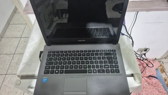 Notebook Quebrado, Revenda de peças