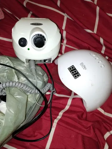 Cabine e moto porquinho