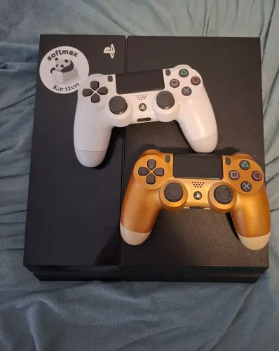 PlayStation 4 Fat 500gb + 2 Controles