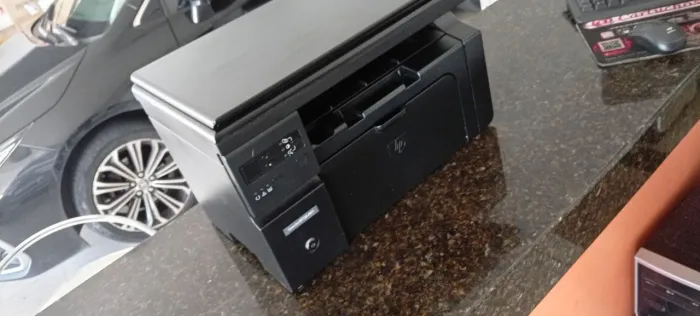 Impressora, Copiadora e Scanner HP M1132 semi nova 