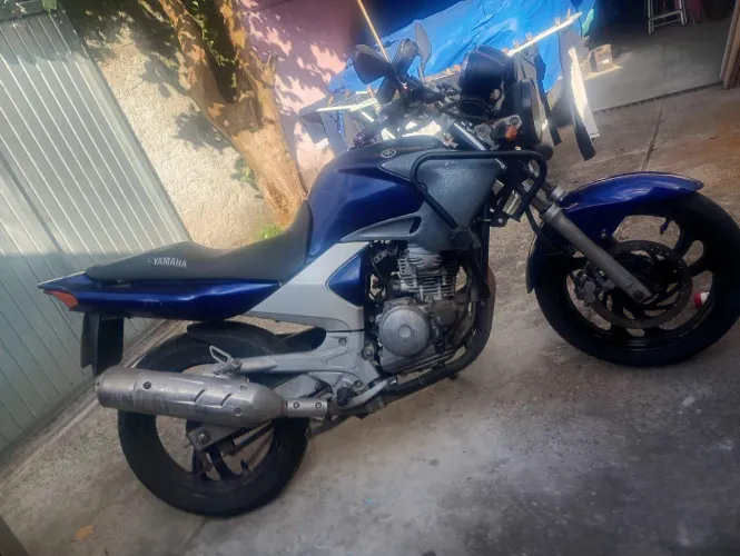 Vendo moto Fazer YS 250
