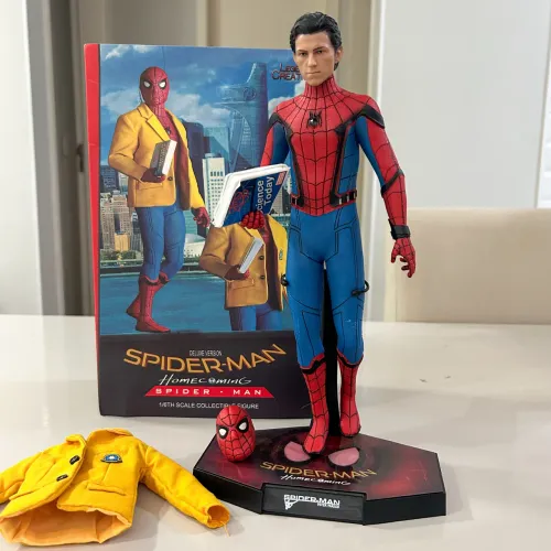 Action Figure Spider Man Tom Holland 30 cm Homem Aranha