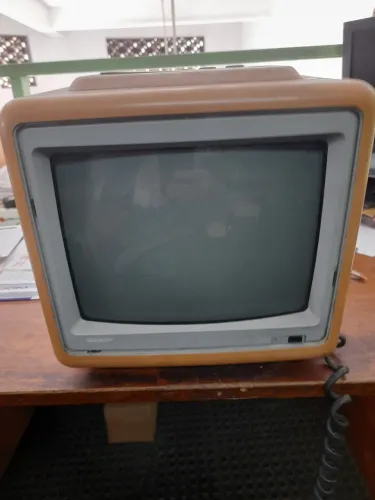 Tv antiga Semp - antiguidades