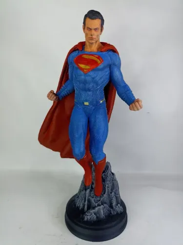 Escultura 3D Superman (Henry Cavill) - 30 cm
