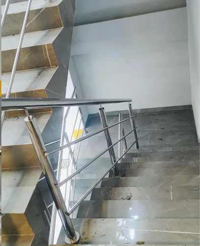 ? CORRIMÃO E GUARDA CORPO 