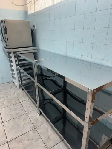 Vendo bancadas de inox