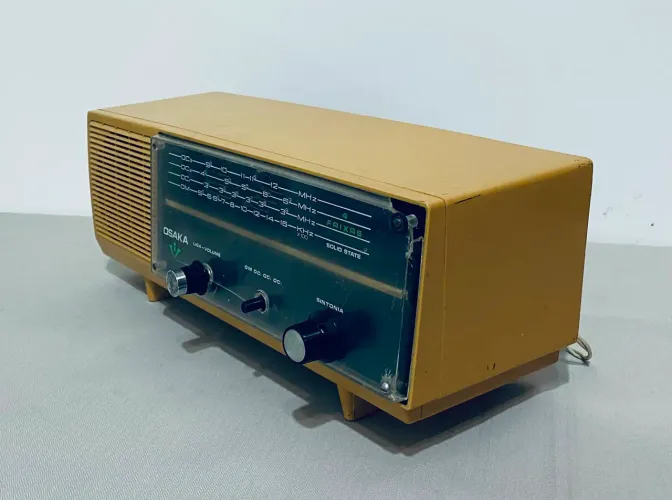 Rádio Antigo De Mesa Osaka 4 Faixas Irmãos Vitale Década 70