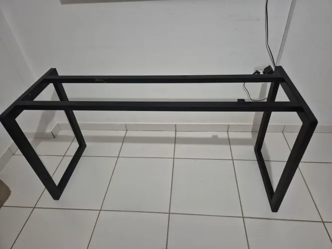 Estrutura mesa metalon