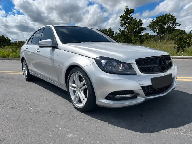Mercedes-Benz C-180 CGI Classic 1.8 16V 156cv Aut. 2012