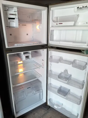 Geladeira Frost Free Brastemp gelando