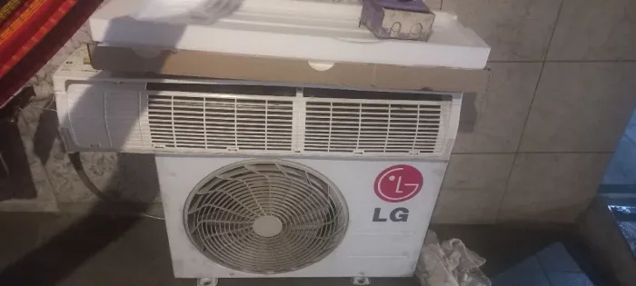 Split LG