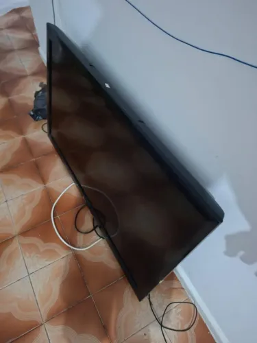 TV LG 42 POLEGADAS (COM DEFEITO) PRA BUSCAR HOJE