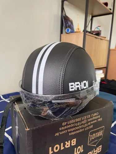 Capacete de bicicleta elétrica
