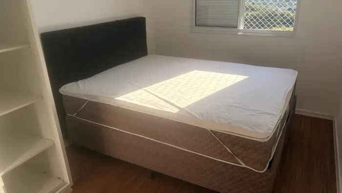Cama box Queen com colchão Umaflex Castor