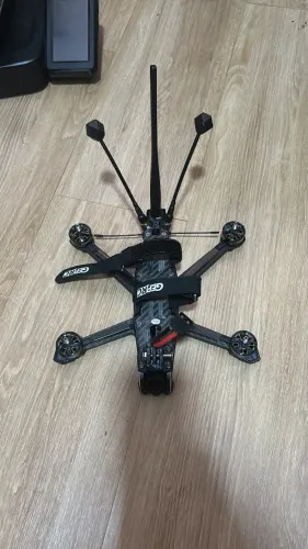 GEPRC Vapor 5 DC COM O4 PRO 6S 1950KV ELRS GEMINI + GPS (SEMINOVO)