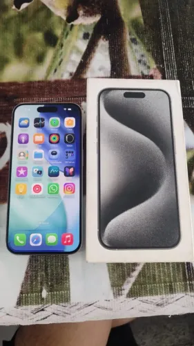 iPhone 15 pro todo original 