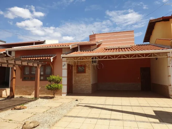 Casa à venda em Paulínia, Parque Brasil 500, com 3 quartos, com 170 m², Okinawa