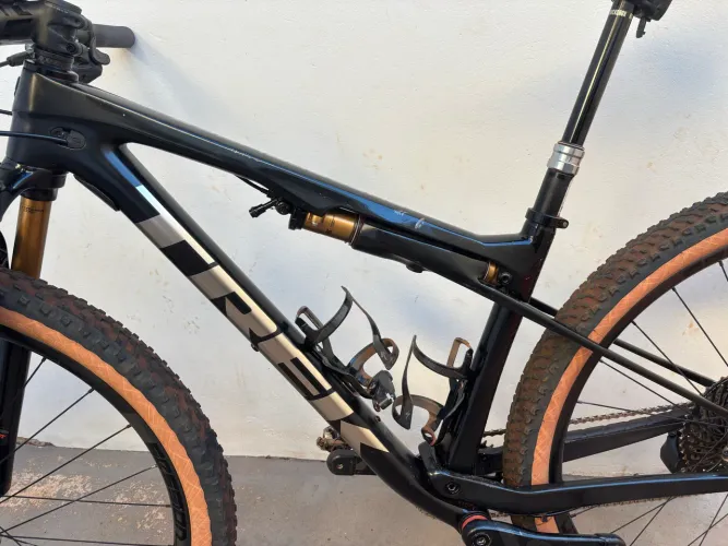 Trek Supercaliber 9.9 tamanho M (somente quadro)
