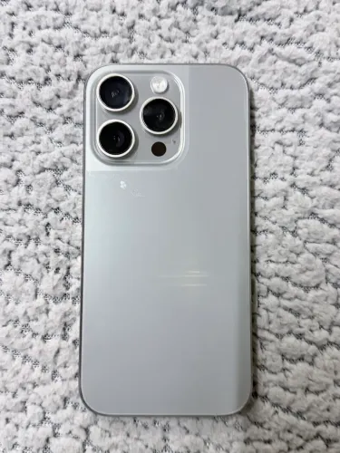 iPhone 15 Pro Titânio 256GB
