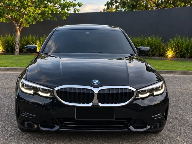 BMW 320I A 2.0 TB M Sport Activeflex 16V 4P 2022