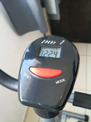 Vendo Bicicleta Ergométrica pouco usada