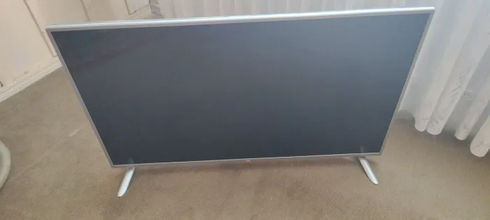Tv LG com defeito