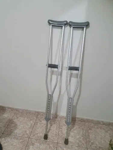 Par de muletas regulável