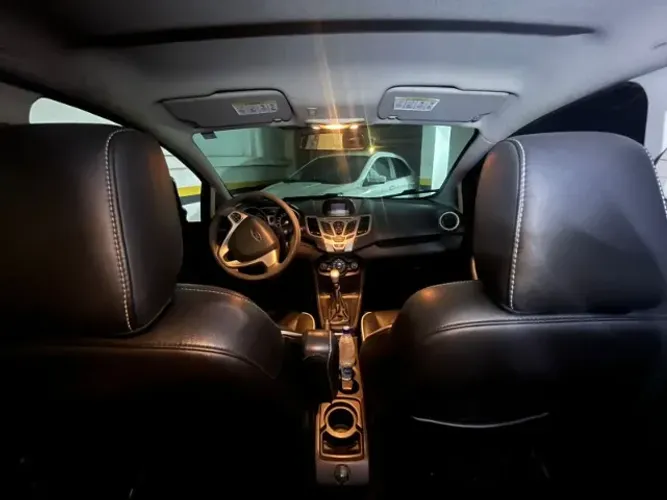Ford Fiesta SE 1.6 16V Flex 5P 2012