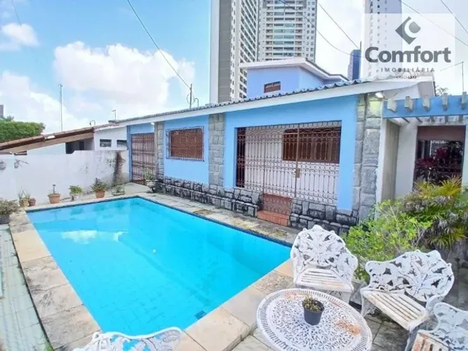 Casa com piscina, 4 quartos sendo 1 suíte, 250 m² por R$ 4.200/mês - Brisamar!