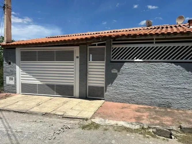 OPORTUNIDADE: CASA NO RECANTO DAS EMAS - Quadra 202