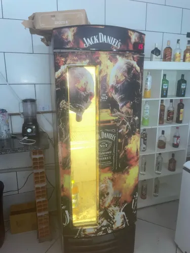 FREEZER EXPOSITOR JACK DANIEL?S